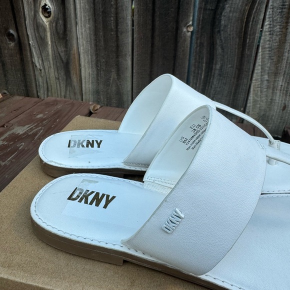 DKNY White Sandals - Picture 4 of 6